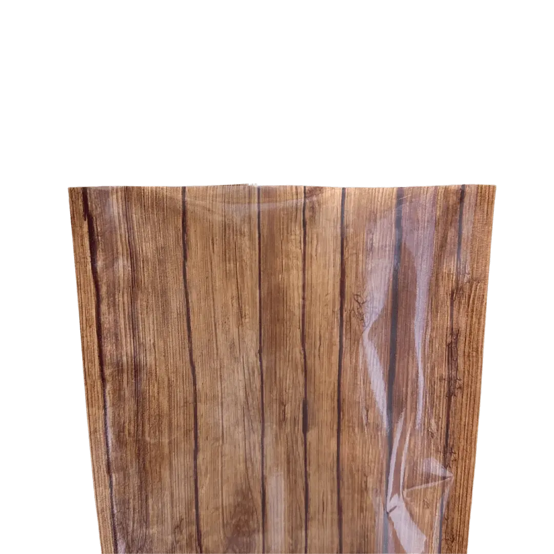 Das Bild zeigt einen glatten Vakuumbeutel 90my mit Holzoptik auf transparentem Hintergrund.